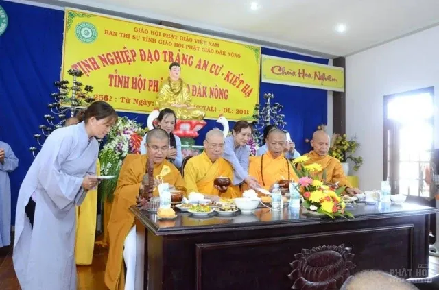 Phật giáo Đăk Nông tác pháp An Cư Kiết Hạ 2018 tại Chùa Hoa Nghiêm 18 Phật giáo Đăk Nông tác pháp An Cư Kiết Hạ 2018 tại Chùa Hoa Nghiêm image-1732292807453