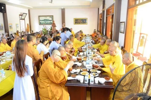 Phật giáo Đăk Nông tác pháp An Cư Kiết Hạ 2018 tại Chùa Hoa Nghiêm 22 Phật giáo Đăk Nông tác pháp An Cư Kiết Hạ 2018 tại Chùa Hoa Nghiêm image-1732292810872