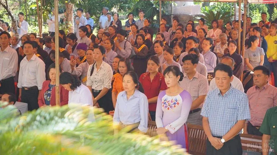 Phật giáo huyện Bù Đăng mừng Đại lễ Phật đản lần thứ 2642 image-1731945837817