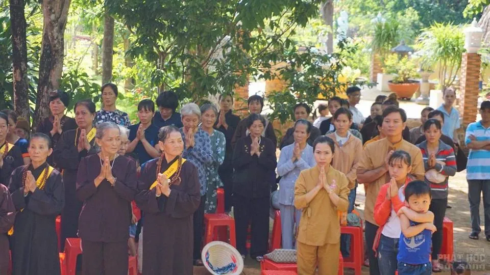 Phật giáo huyện Bù Đăng mừng Đại lễ Phật đản lần thứ 2642 image-1731945840495