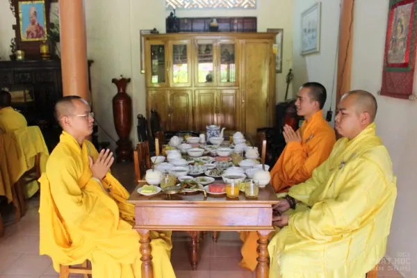 Phật giáo huyện Hải Lăng tổ chức ngày an cư tập trung của Tăng lần thứ 2 image-1731945551930
