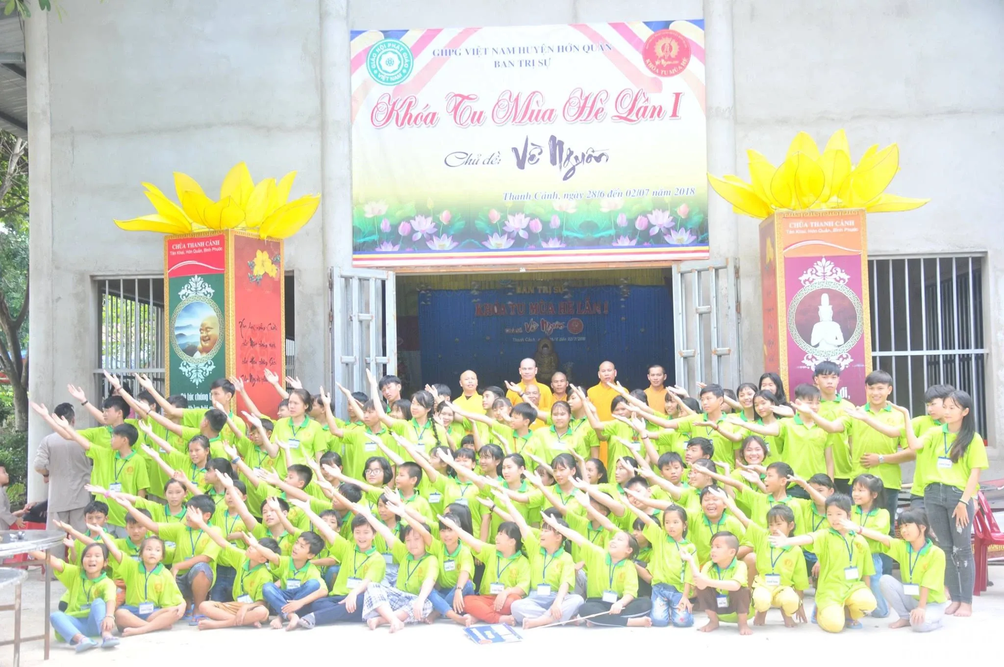 Phật giáo huyện Hớn Quản khai mạc Khóa tu mùa hè lần 1 12 Phật giáo huyện Hớn Quản khai mạc Khóa tu mùa hè lần 1 image-1731944313826