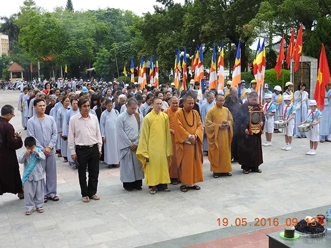 Phật giáo Lạng Sơn diễu hành xe hoa đặc biệt tại Việt Nam 4 Phật giáo Lạng Sơn diễu hành xe hoa đặc biệt tại Việt Nam image-1731747105934