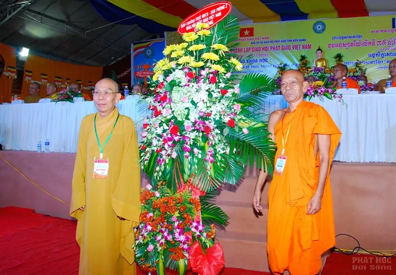 Phật giáo Nam tông Khmer kỷ niệm 35 năm thành lập Giáo hội image-1731921175400