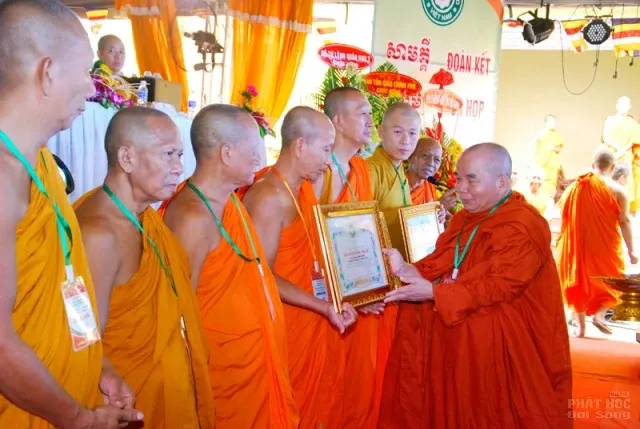 Phật giáo Nam tông Khmer kỷ niệm 35 năm thành lập Giáo hội image-1731921183601