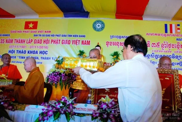 Phật giáo Nam tông Khmer kỷ niệm 35 năm thành lập Giáo hội image-1731921186817