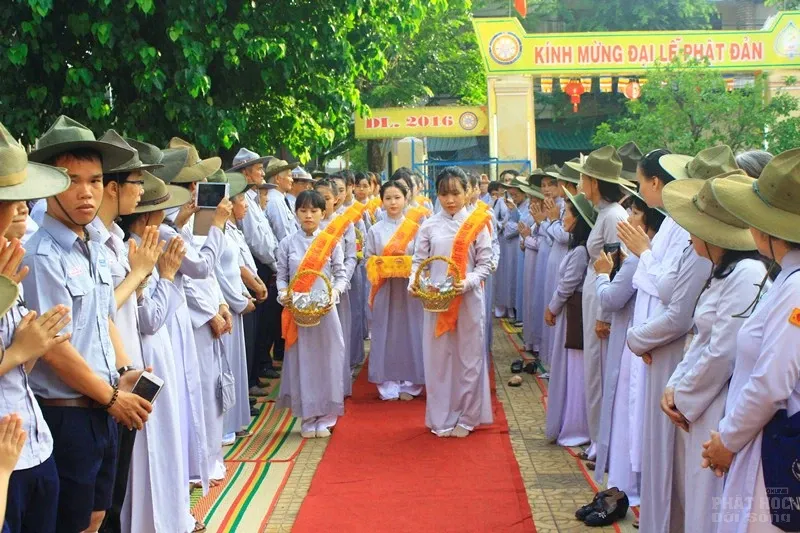 Phật giáo Quảng Ngãi đón mừng Phật đản PL: 2560 Phật giáo Quảng Ngãi đón mừng Phật đản PL: 2560 image-1731747069827