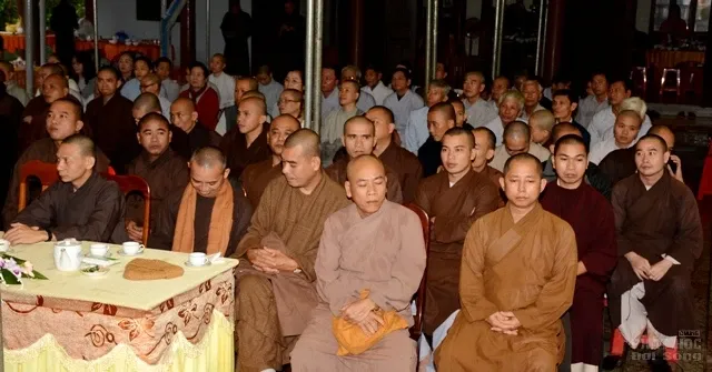 Phật giáo Quảng Trị nhận quyết định và ra mắt các ban, ngành 9 Phật giáo Quảng Trị nhận quyết định và ra mắt các ban, ngành image-1731938645999