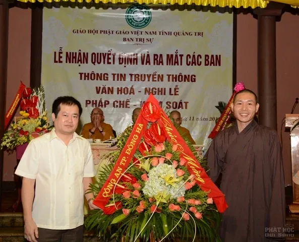 Phật giáo Quảng Trị nhận quyết định và ra mắt các ban, ngành  Phật giáo Quảng Trị nhận quyết định và ra mắt các ban, ngành image-1731938647438