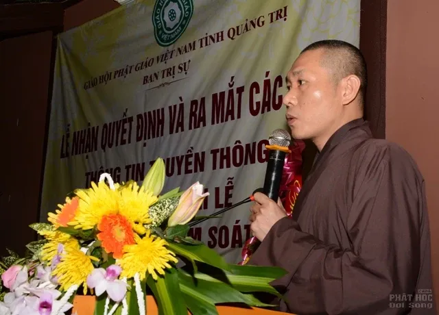 Phật giáo Quảng Trị nhận quyết định và ra mắt các ban, ngành  Phật giáo Quảng Trị nhận quyết định và ra mắt các ban, ngành image-1731938648871