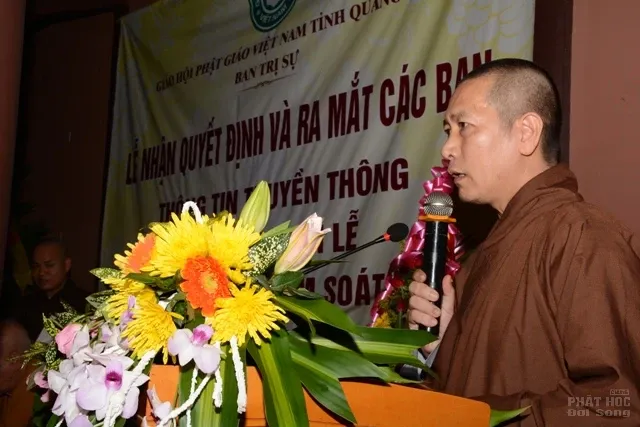 Phật giáo Quảng Trị nhận quyết định và ra mắt các ban, ngành 11 Phật giáo Quảng Trị nhận quyết định và ra mắt các ban, ngành image-1731938650475