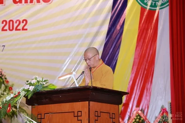 Thượng tọa Thích Quảng Tuấn - Trưởng BTS PG tỉnh phát biểu khai mạc Phiên trù bị Đại hội Phật giáo tỉnh Đắk Nông lần thứ III image-1731937241962