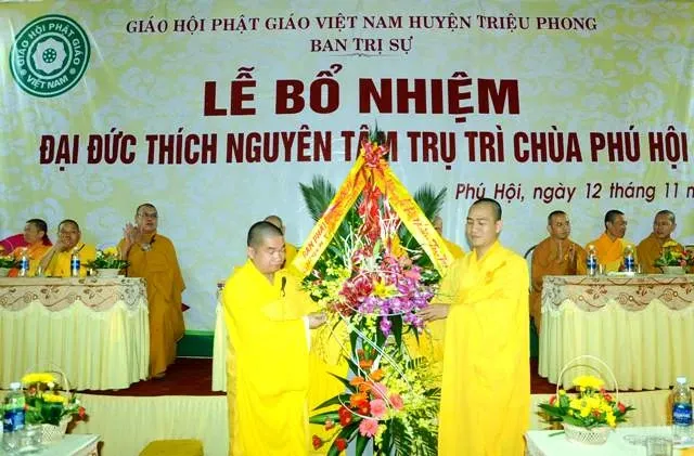 Quảng Trị: Bổ nhiệm ĐĐ Thích Nguyên Tâm trụ trì chùa Phú Hội image-1731938333080