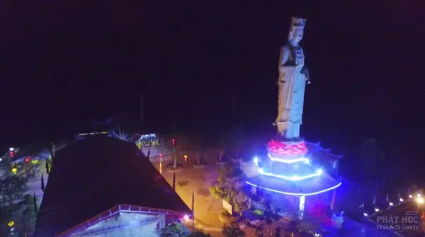 Quảng Trị: Chùa Sơn Thành tượng đài Quán Thế Âm cao 25m image-1731937962212