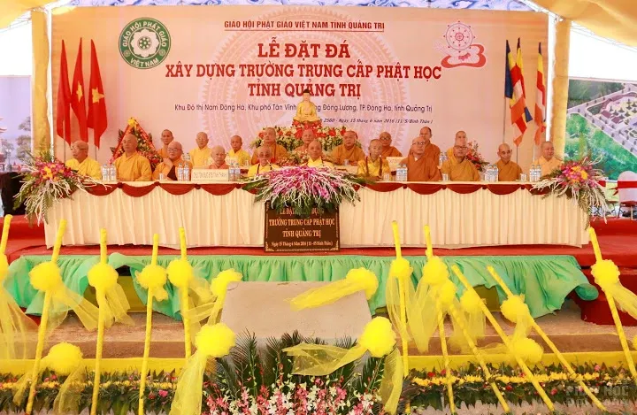 Quảng Trị: Đặt đá xây dựng trường Trung Câp Phật Học image-1731748370264