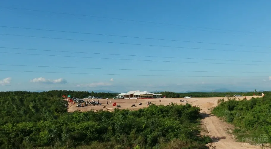 Quảng Trị: Đặt đá xây dựng trường Trung Câp Phật Học image-1731748372182