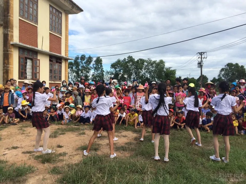 Quảng Trị: Làng Cu Hoan mừng hội trung thu 7 Quảng Trị: Làng Cu Hoan mừng hội trung thu image-1732290997824
