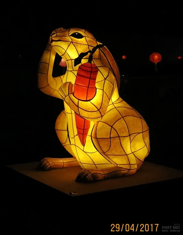 Rực rỡ lồng đèn Phật đản tại Hàn Quốc image-1731936412959