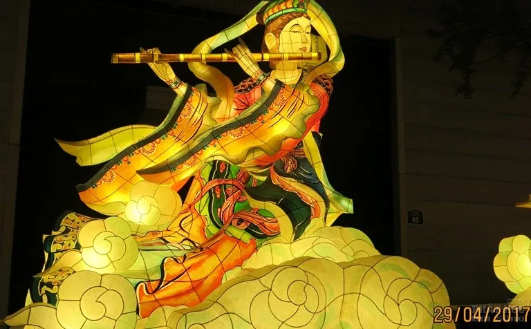 Rực rỡ lồng đèn Phật đản tại Hàn Quốc image-1731936414270