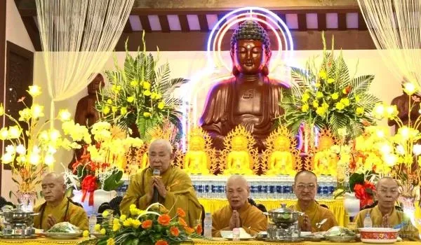 Sài Gòn: Lễ Huý kỵ lần thứ 20 cố Hoà thượng Thích Huệ Sanh 4 Sài Gòn: Lễ Huý kỵ lần thứ 20 cố Hoà thượng Thích Huệ Sanh image-1731942449613