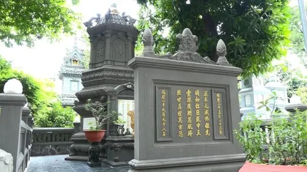 Sài Gòn: Lễ Huý kỵ lần thứ 20 cố Hoà thượng Thích Huệ Sanh 6 Sài Gòn: Lễ Huý kỵ lần thứ 20 cố Hoà thượng Thích Huệ Sanh image-1731942451035