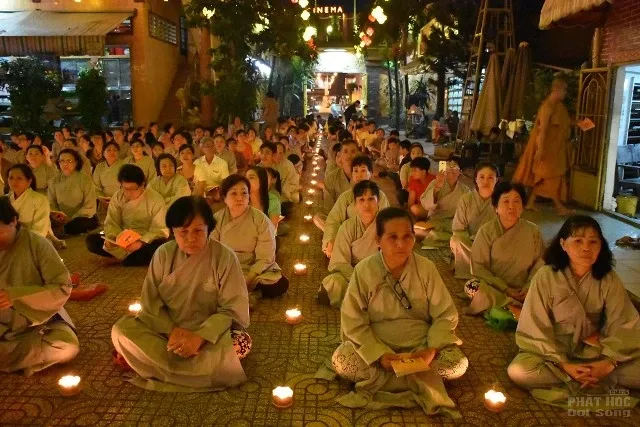 Sài Gòn: Tịnh xá Lộc Uyển vía Phật A Di Đà image-1731931165145