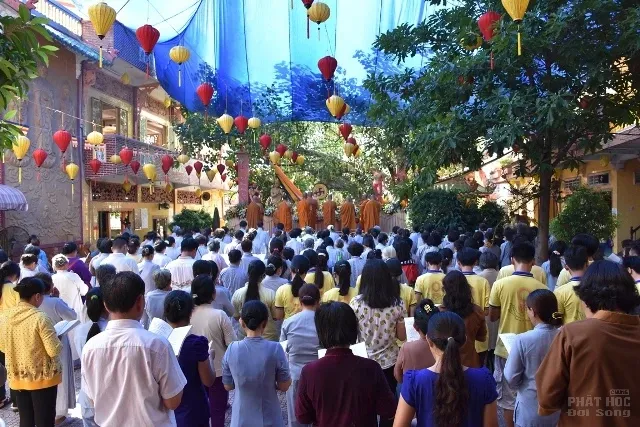 Sài Gòn: Tịnh xá Lộc Uyển hân hoan đón mừng Phật đản image-1731935099222