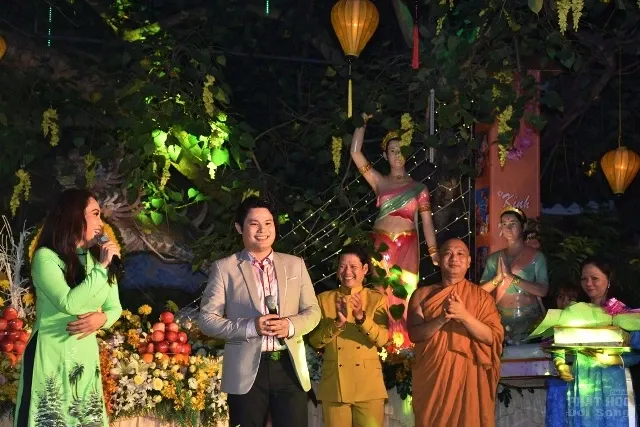 Sài Gòn: Tịnh xá Lộc Uyển hân hoan đón mừng Phật đản 4 Sài Gòn: Tịnh xá Lộc Uyển hân hoan đón mừng Phật đản image-1731935106018