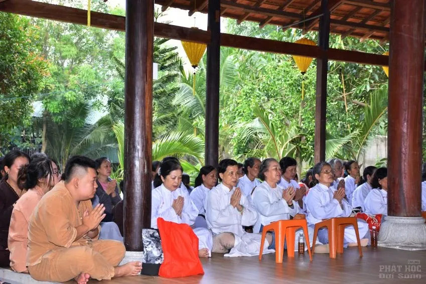 Sài Gòn: Tịnh xá Lộc Uyển - Tịnh thất Kỳ Viên trang nghiêm tổ chức lễ Phật đản 20 Sài Gòn: Tịnh xá Lộc Uyển - Tịnh thất Kỳ Viên trang nghiêm tổ chức lễ Phật đản image-1731944171993