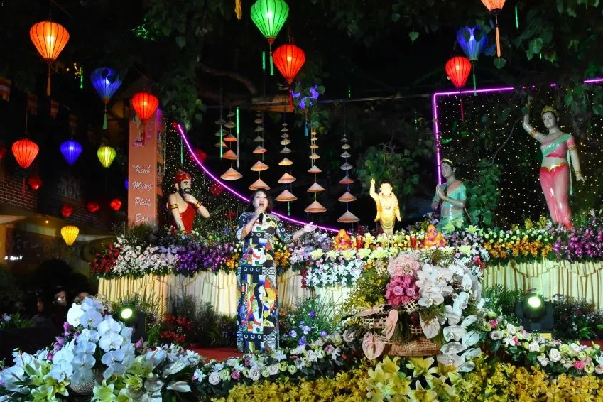 Sài Gòn: Tịnh xá Lộc Uyển - Tịnh thất Kỳ Viên trang nghiêm tổ chức lễ Phật đản 30 Sài Gòn: Tịnh xá Lộc Uyển - Tịnh thất Kỳ Viên trang nghiêm tổ chức lễ Phật đản image-1731944180935