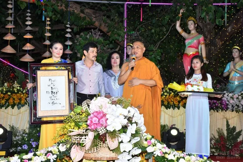 Sài Gòn: Tịnh xá Lộc Uyển - Tịnh thất Kỳ Viên trang nghiêm tổ chức lễ Phật đản 55 Sài Gòn: Tịnh xá Lộc Uyển - Tịnh thất Kỳ Viên trang nghiêm tổ chức lễ Phật đản image-1731944203869