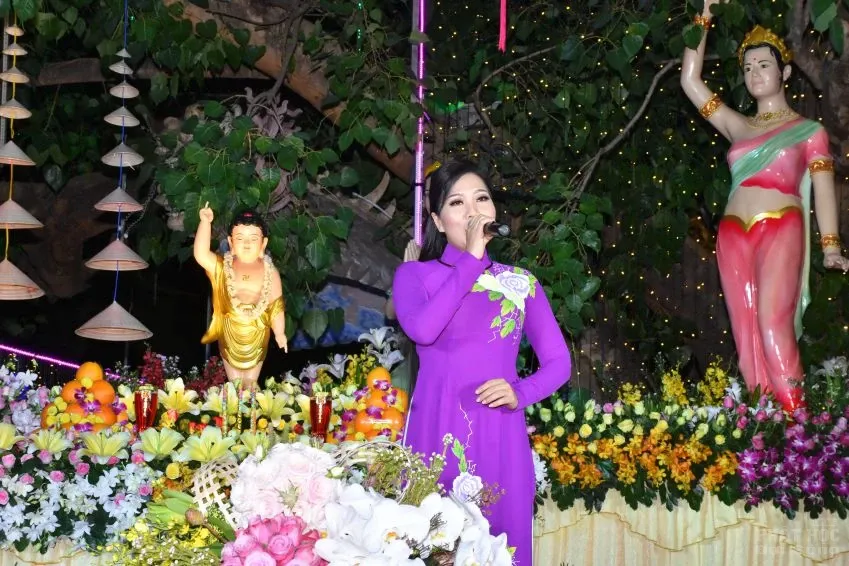 Sài Gòn: Tịnh xá Lộc Uyển - Tịnh thất Kỳ Viên trang nghiêm tổ chức lễ Phật đản 59 Sài Gòn: Tịnh xá Lộc Uyển - Tịnh thất Kỳ Viên trang nghiêm tổ chức lễ Phật đản image-1731944207453