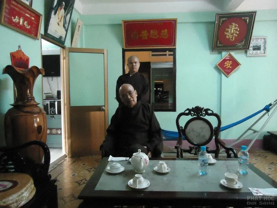 Sáng mãi hạnh Thầy image-1731946090052