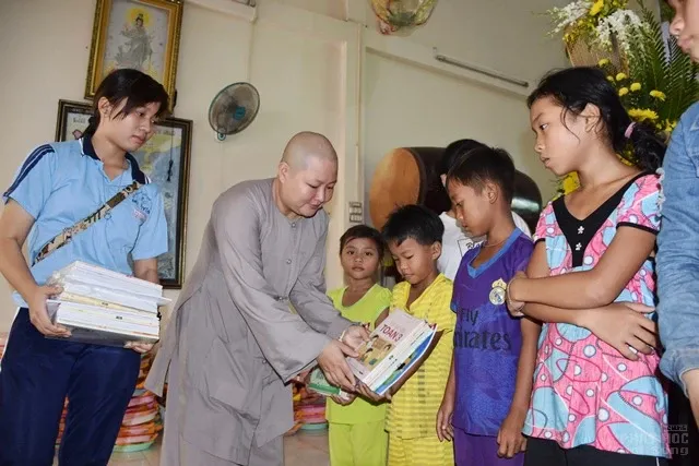 Sóc Trăng: Chùa Phổ Giác long trọng tổ chức lễ Vu Lan image-1731936711849