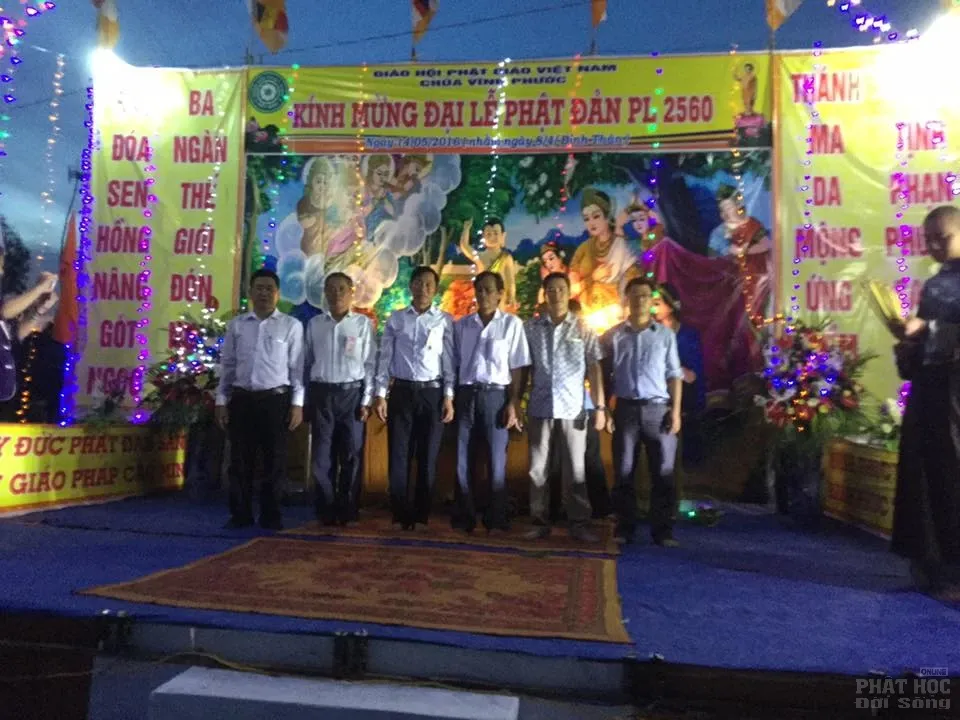 Sóc Trăng: Chùm ảnh Chùa Phước Vĩnh mừng Phật đản trong đêm image-1732290877993