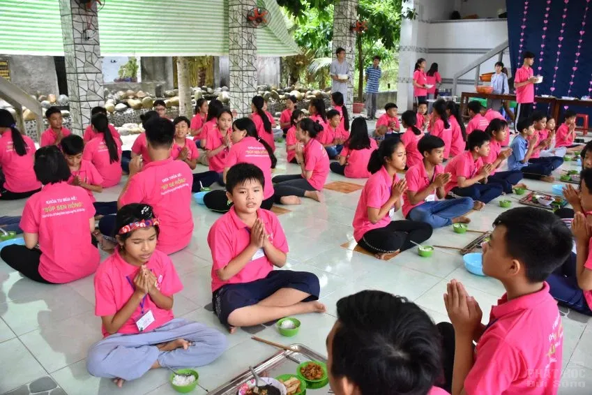Sóc Trăng: Khóa tu mùa hè Búp Sen Hồng - lần 8 24 Sóc Trăng: Khóa tu mùa hè Búp Sen Hồng - lần 8 image-1731943416113