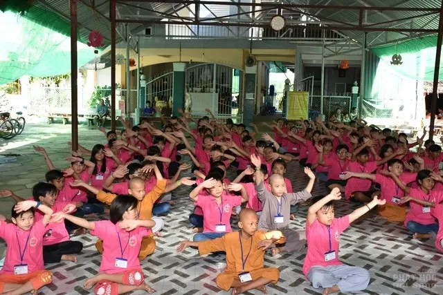 Sóc Trăng: Khoá tu mùa hè chùa Phổ Giác lần 6 image-1731747566917