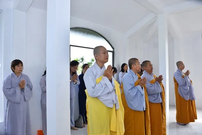 Sóc Trăng: Lễ an vị Phật, cầu an đầu năm tại chùa Phổ Giác image-1731943784681