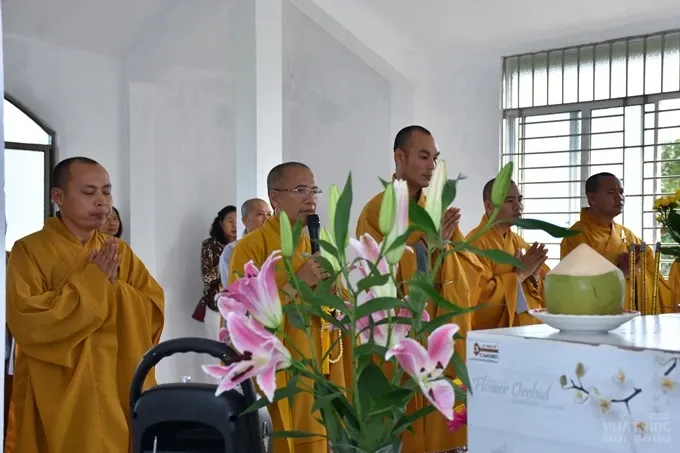 Sóc Trăng: Lễ an vị Phật, cầu an đầu năm tại chùa Phổ Giác image-1731943785471