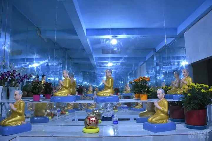 Sóc Trăng: Lễ an vị Phật, cầu an đầu năm tại chùa Phổ Giác image-1731943792140
