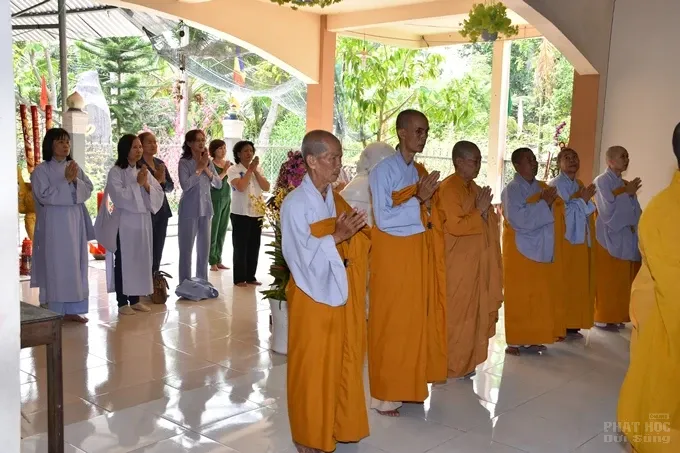 Sóc Trăng: Lễ an vị Phật, cầu an đầu năm tại chùa Phổ Giác image-1731943794917