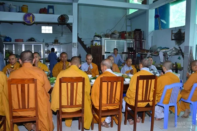 Sóc Trăng: Lễ an vị Phật, cầu an đầu năm tại chùa Phổ Giác image-1731943796379