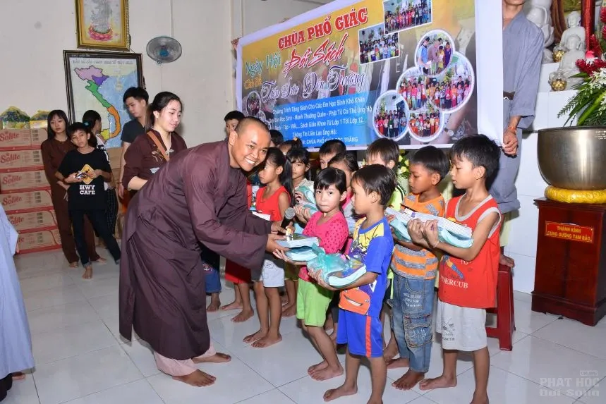 Sóc Trăng: Long trọng tổ chức lễ Vu lan Pl 2562 13 Sóc Trăng: Long trọng tổ chức lễ Vu lan Pl 2562 image-1732288330051