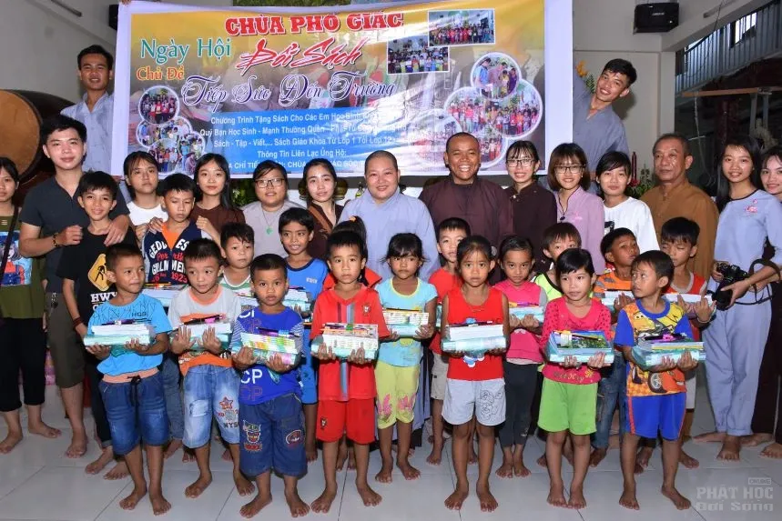 Sóc Trăng: Long trọng tổ chức lễ Vu lan Pl 2562 14 Sóc Trăng: Long trọng tổ chức lễ Vu lan Pl 2562 image-1732288330983