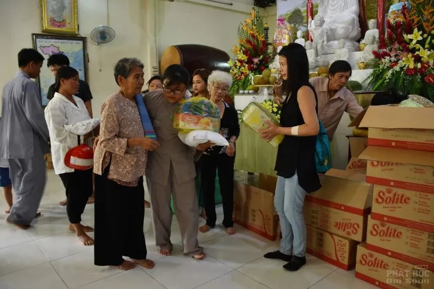 Sóc Trăng: Long trọng tổ chức lễ Vu lan Pl 2562 21 Sóc Trăng: Long trọng tổ chức lễ Vu lan Pl 2562 image-1732288338018