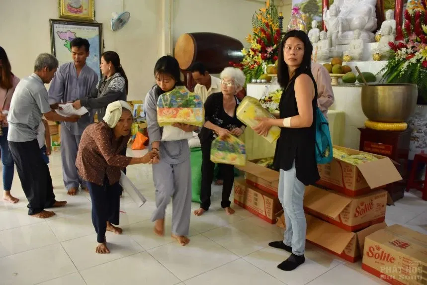 Sóc Trăng: Long trọng tổ chức lễ Vu lan Pl 2562 22 Sóc Trăng: Long trọng tổ chức lễ Vu lan Pl 2562 image-1732288338958