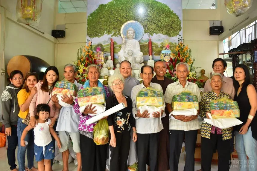 Sóc Trăng: Long trọng tổ chức lễ Vu lan Pl 2562 image-1732288339992