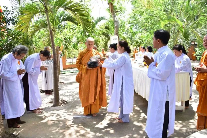 Sự an lạc của ngày thứ hai trong khóa tu phân đoàn Ni giới – Giáo đoàn 6 29 Sự an lạc của ngày thứ hai trong khóa tu phân đoàn Ni giới – Giáo đoàn 6 image-1731944660885