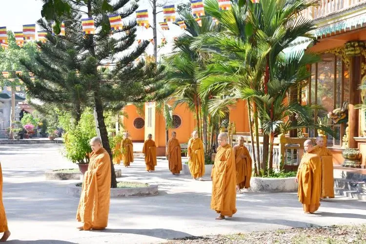 Sự trở về nguồn cội của người con xuất sĩ image-1731944737671