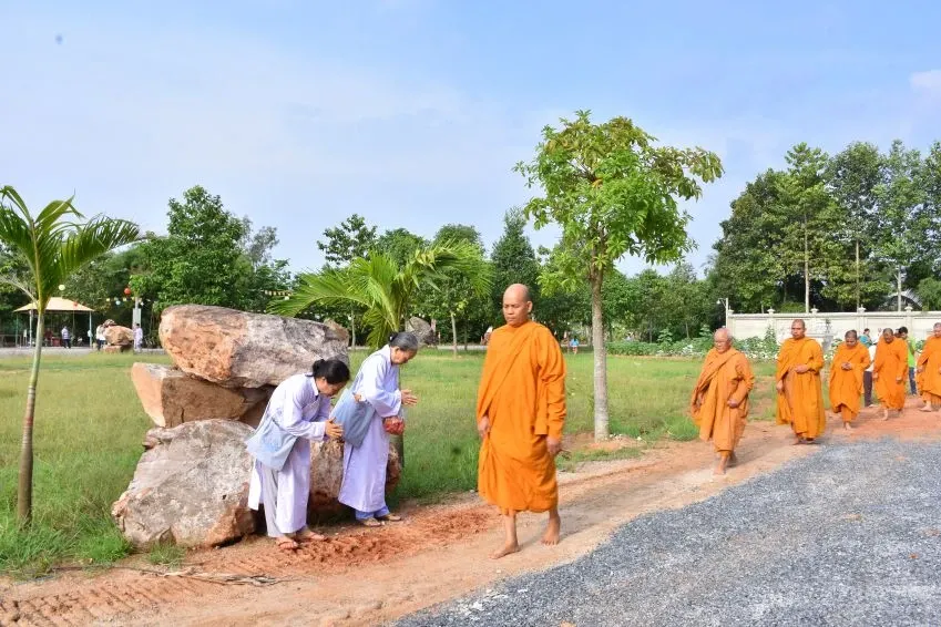 Tân Biên: Tịnh xá Trúc Lâm tổ chức lễ Phật đản PL 2562 – DL 2018 24 Tân Biên: Tịnh xá Trúc Lâm tổ chức lễ Phật đản PL 2562 – DL 2018 image-1731932797215